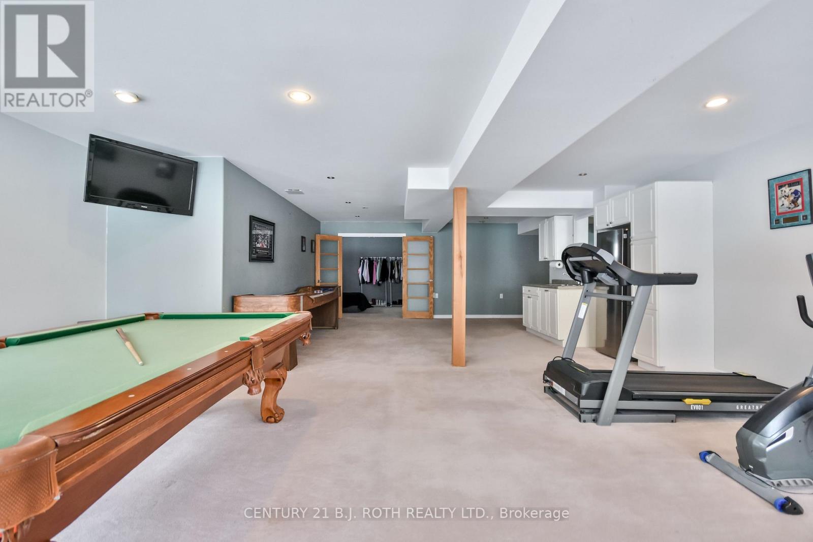 4927 25 Side Road, Essa, Ontario  L4M 4S4 - Photo 25 - N12537812