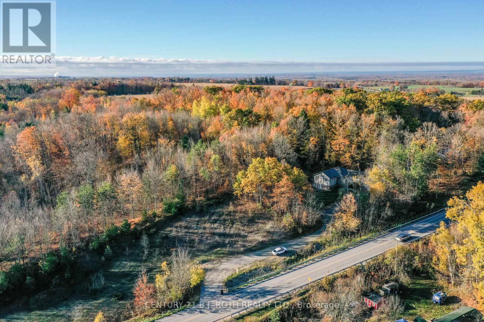 4927 25 Side Road, Essa, Ontario  L4M 4S4 - Photo 5 - N12537812