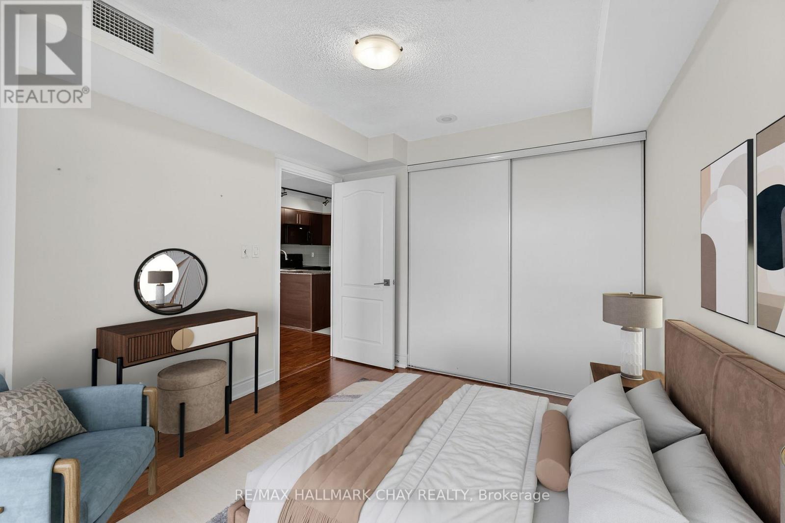 819 - 60 South Town Centre Boulevard, Markham, Ontario  L6G 0C5 - Photo 10 - N12537842