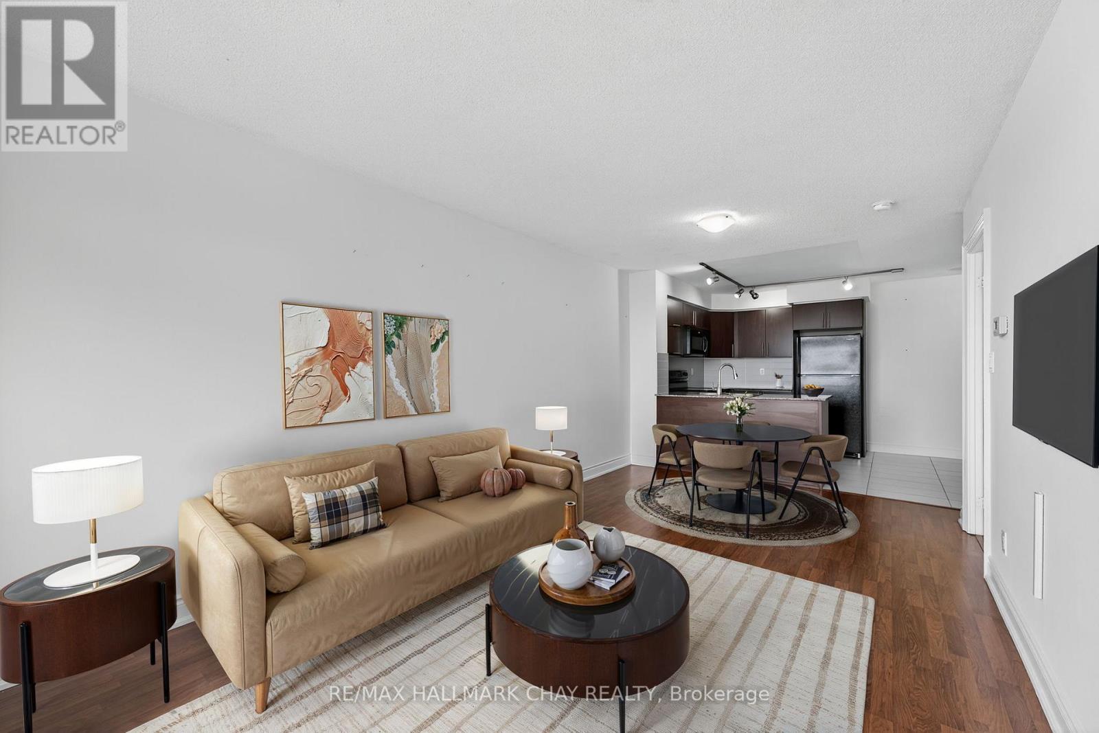 819 - 60 South Town Centre Boulevard, Markham, Ontario  L6G 0C5 - Photo 4 - N12537842