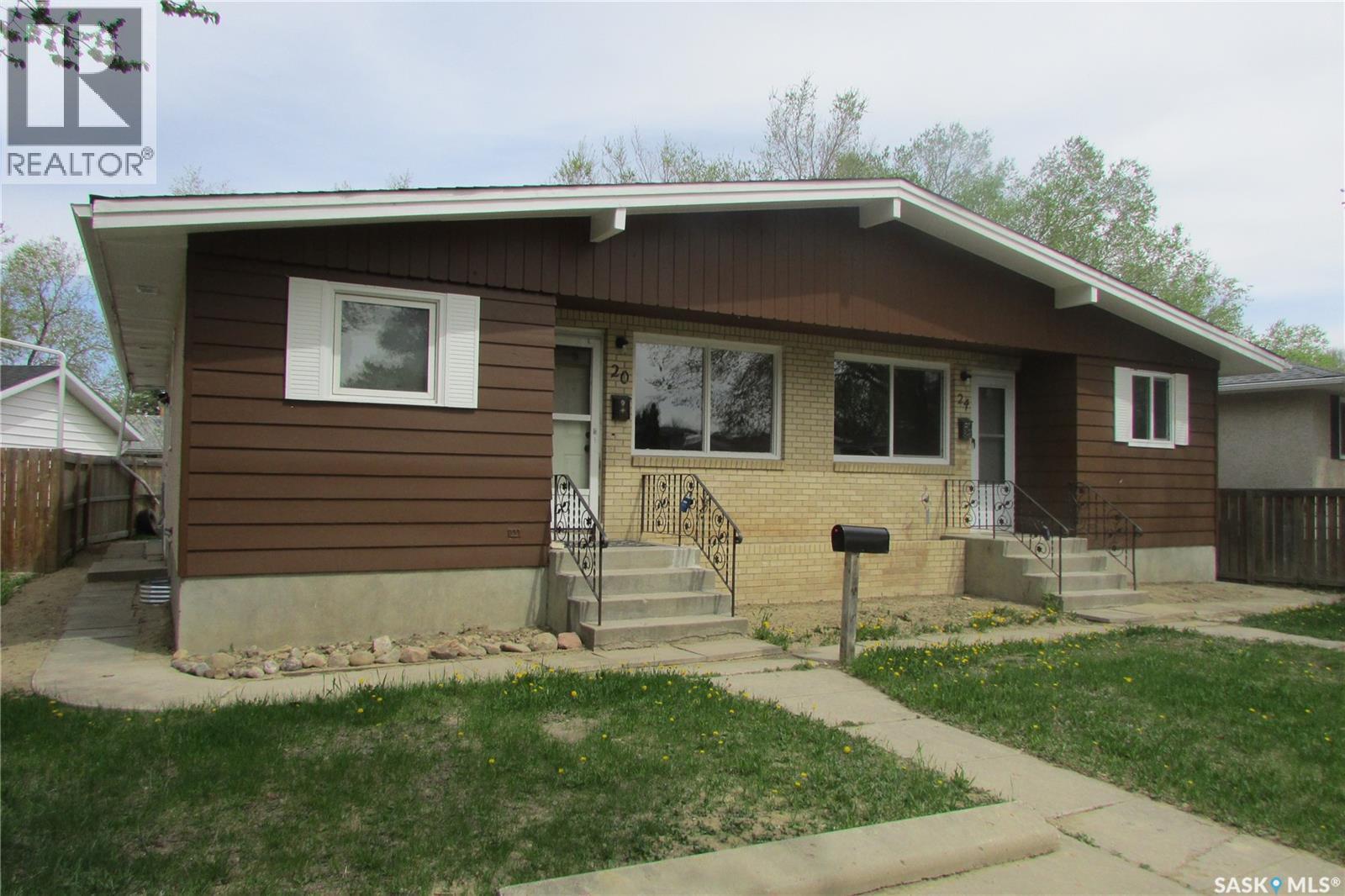 20-24 Empress Drive, Regina, Saskatchewan  S4T 6M4 - Photo 2 - SK023887