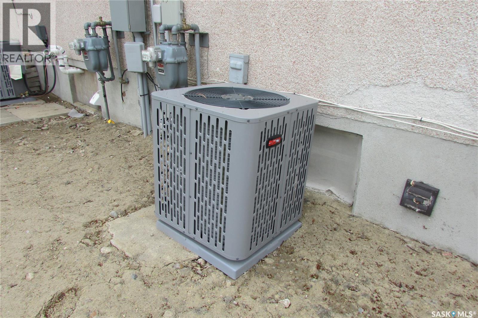 20-24 Empress Drive, Regina, Saskatchewan  S4T 6M4 - Photo 47 - SK023887