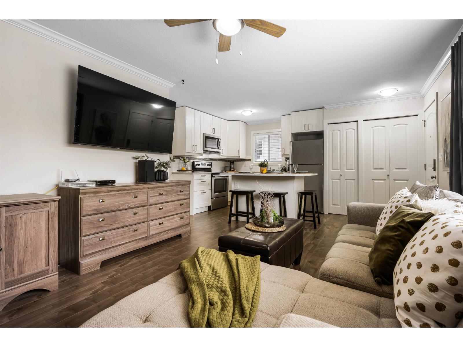 2 5648 Vedder Road, Vedder Crossing, Chilliwack, British Columbia  V2R 3M8 - Photo 3 - R3066650