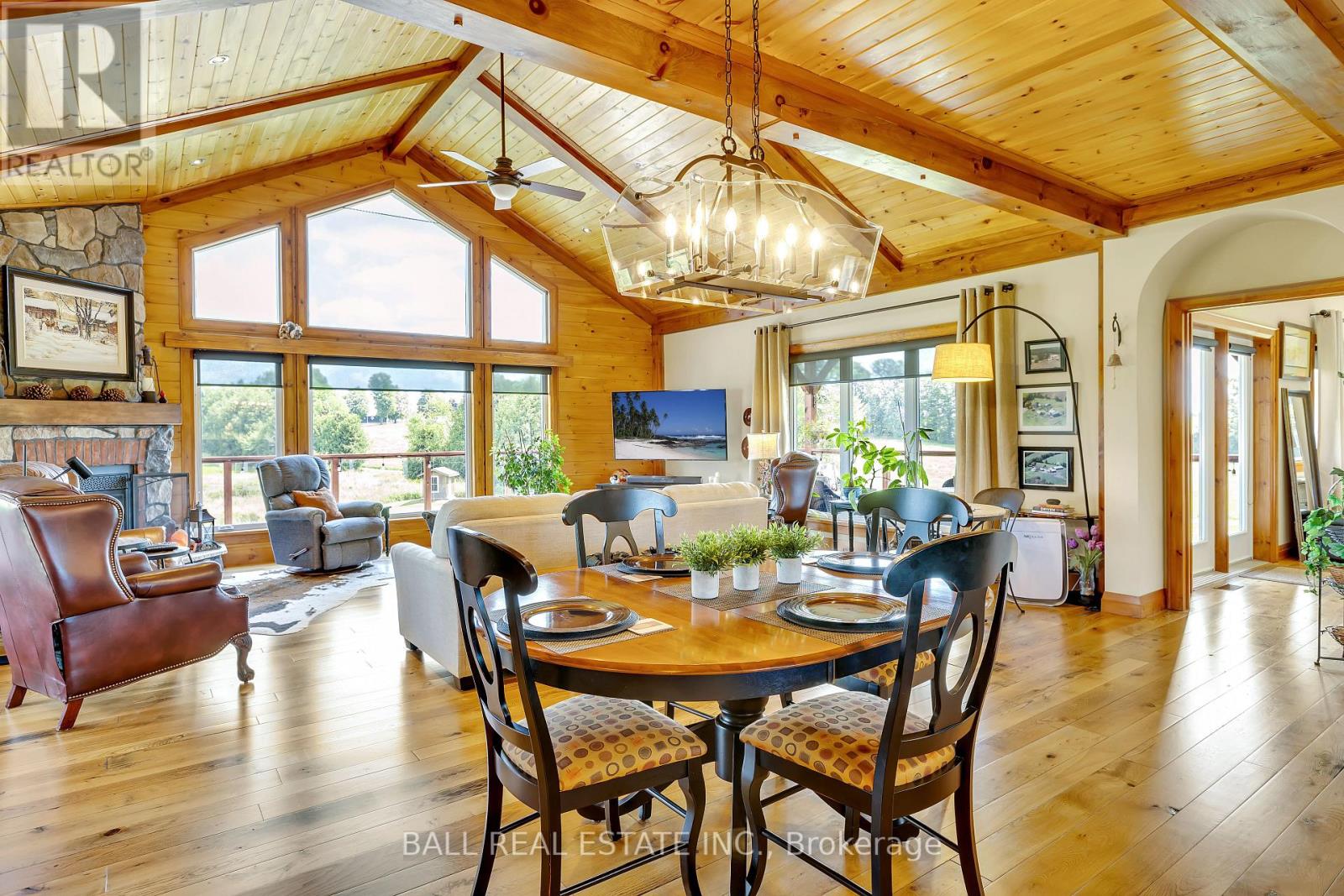 496 4th Line S, Douro-Dummer, Ontario K0L 3A0 - Photo 11 - X12538050