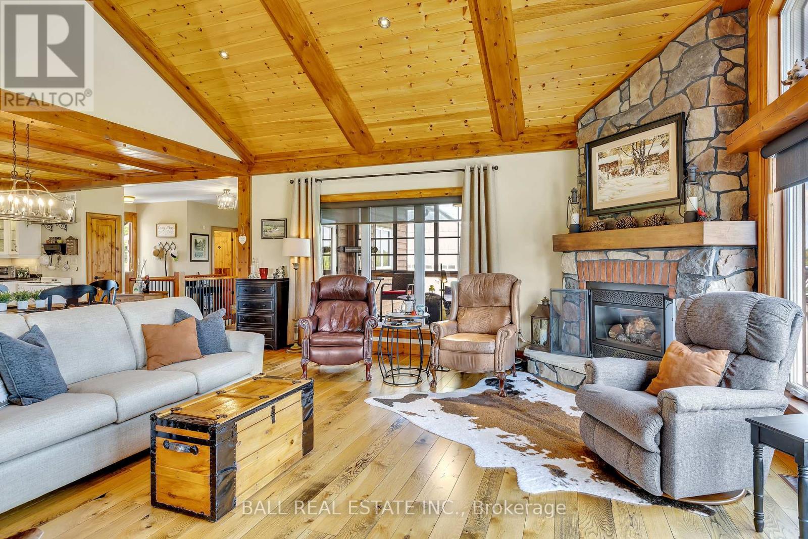 496 4th Line S, Douro-Dummer, Ontario K0L 3A0 - Photo 14 - X12538050