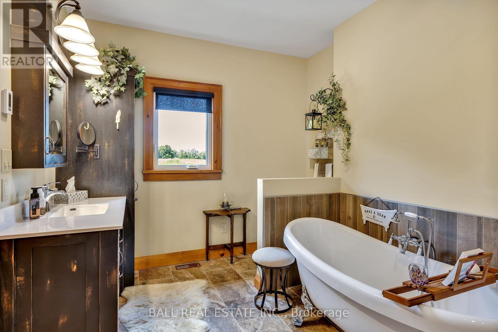 496 4th Line S, Douro-Dummer, Ontario K0L 3A0 - Photo 18 - X12538050