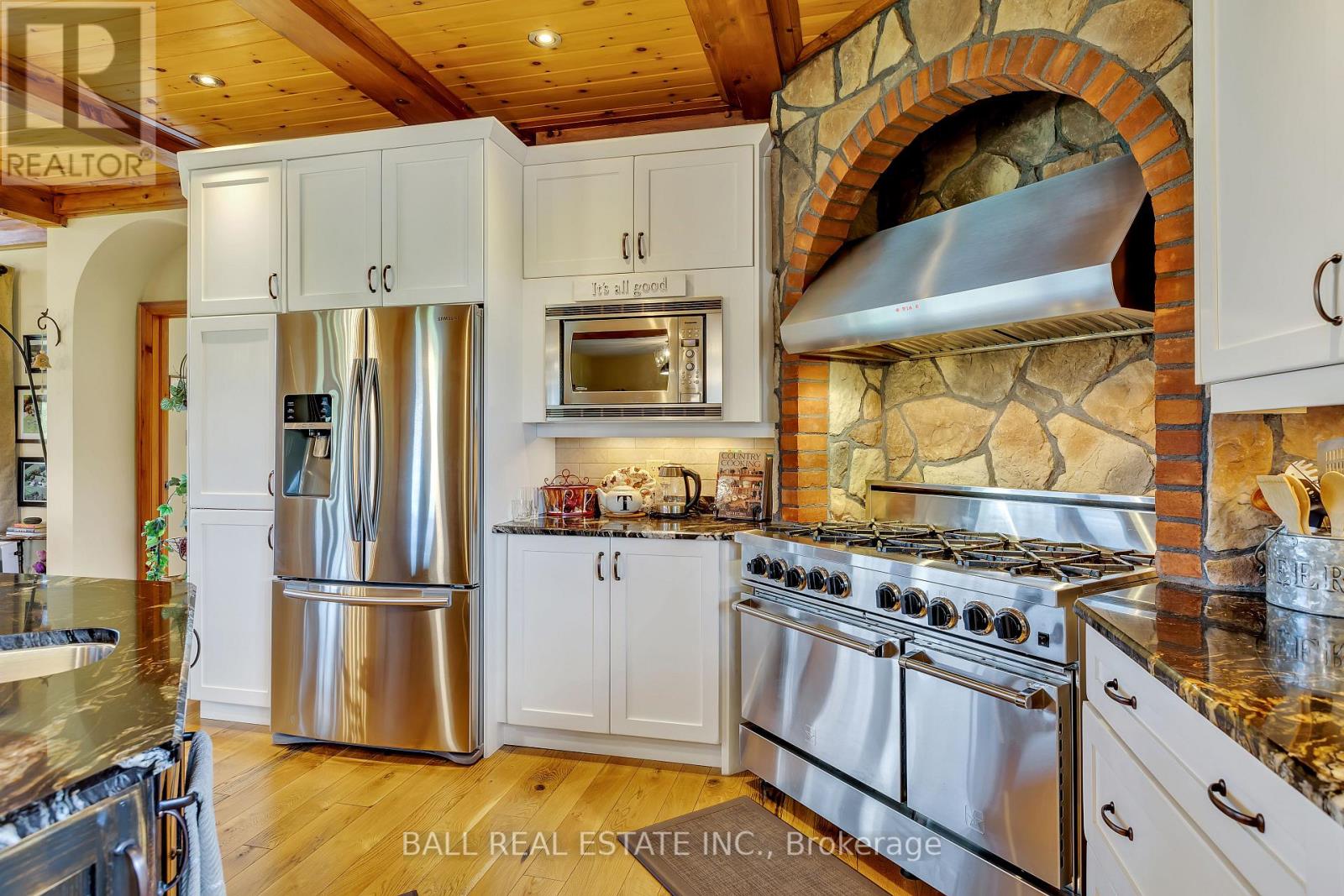 496 4th Line S, Douro-Dummer, Ontario K0L 3A0 - Photo 9 - X12538050