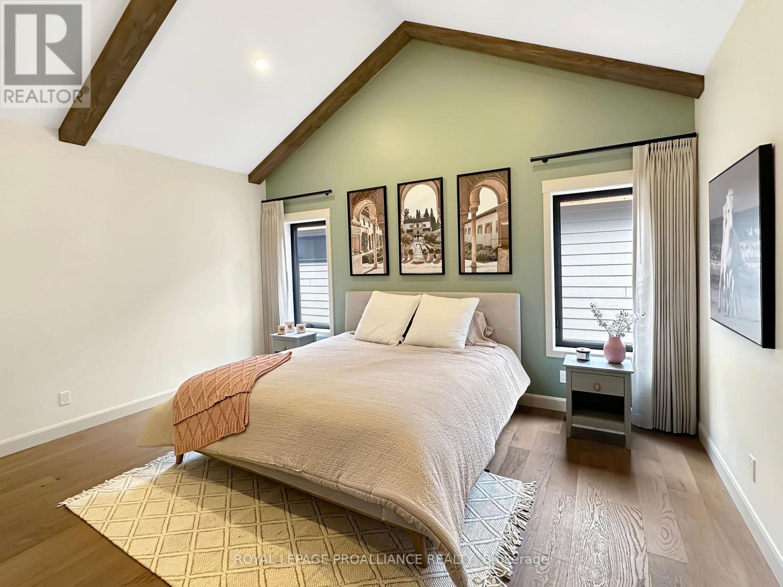 37 Deerview Drive, Quinte West, Ontario  K8V 5P4 - Photo 23 - X12538132