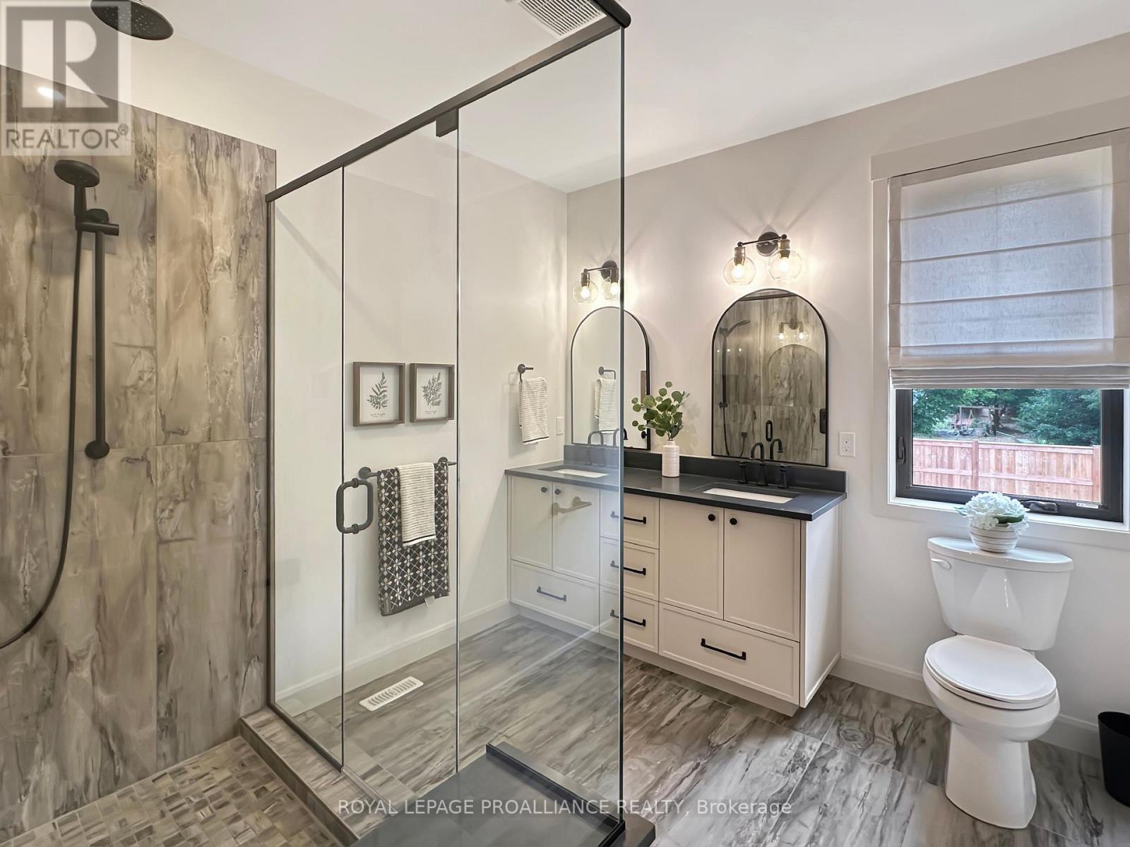 37 Deerview Drive, Quinte West, Ontario  K8V 5P4 - Photo 26 - X12538132