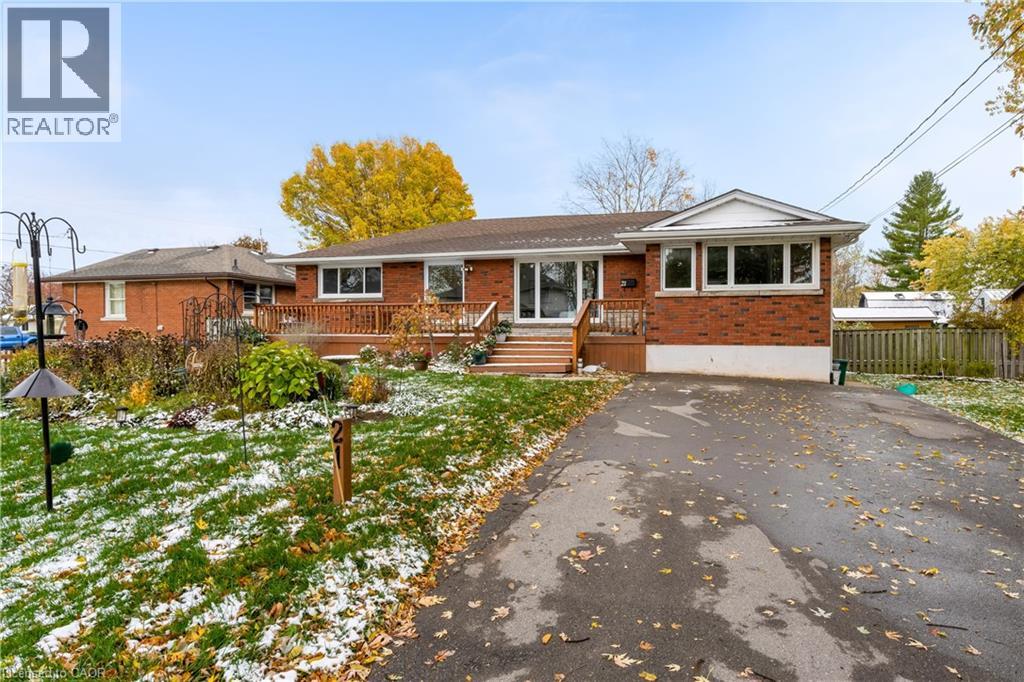 21 Lakeside Drive, Grimsby, Ontario  L3M 2K9 - Photo 5 - 40787758