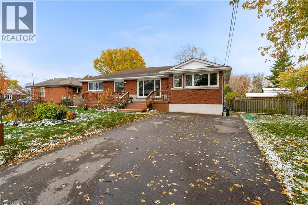 21 Lakeside Drive, Grimsby, Ontario  L3M 2K9 - Photo 4 - 40787758