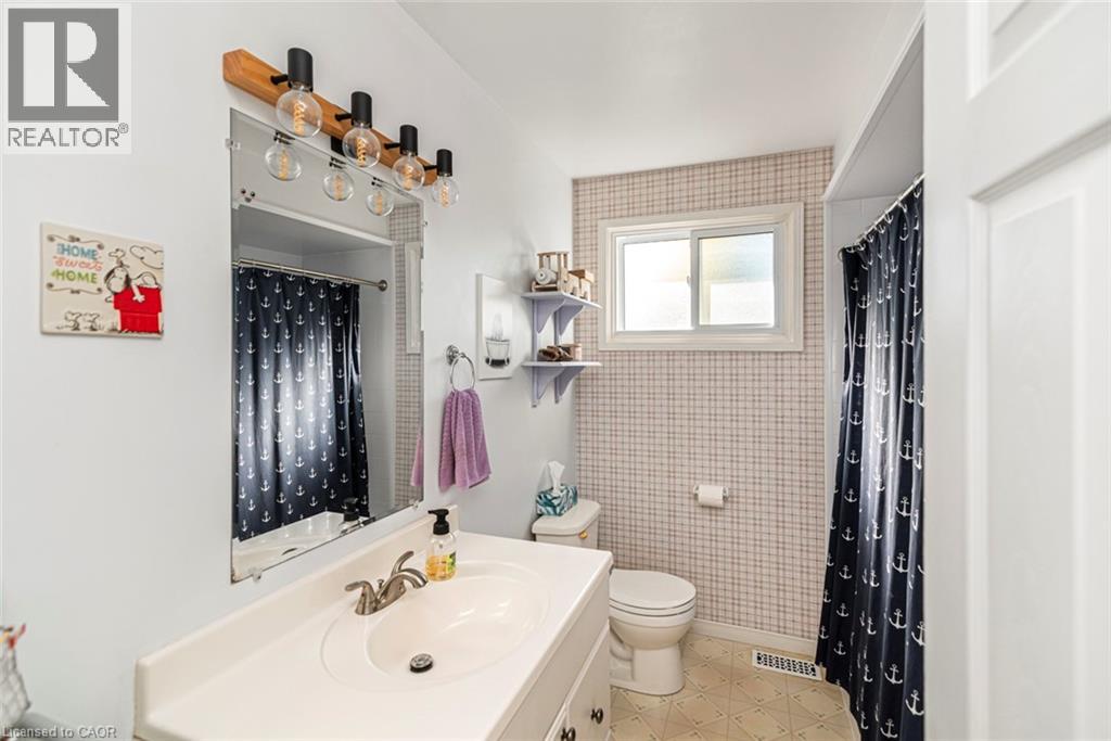 128 Moxley Drive, Hamilton, Ontario  L8T 4R9 - Photo 27 - 40787773