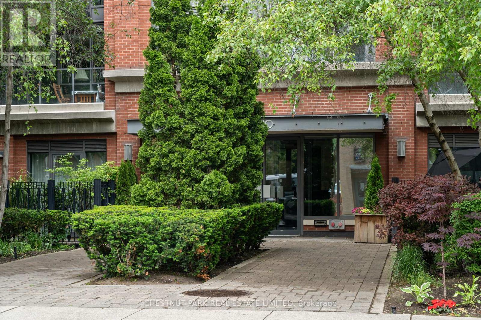 201 - 11 Soho Street, Toronto, Ontario  M5T 3L7 - Photo 27 - C12215203