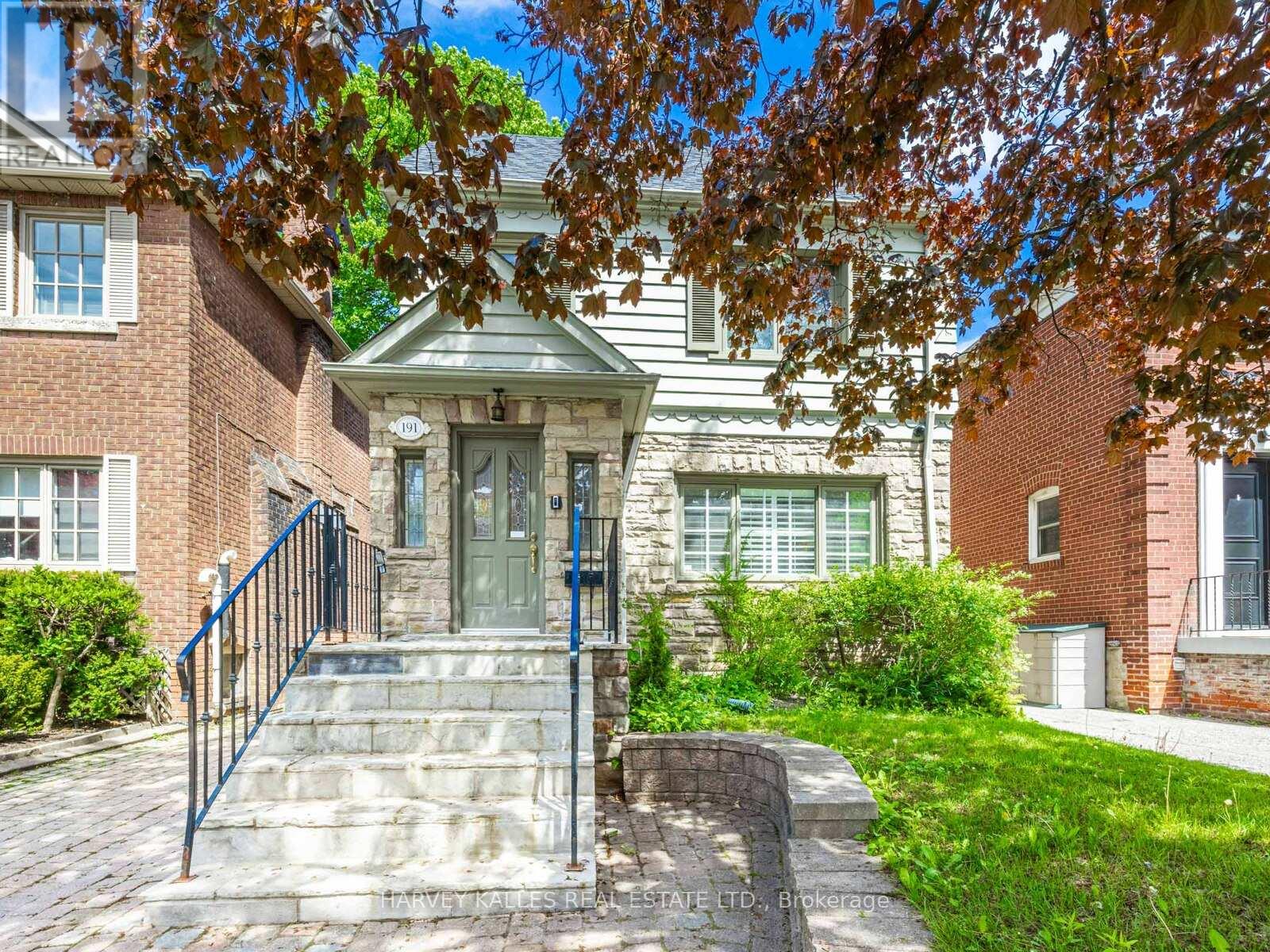 191 Glen Cedar Road, Toronto, Ontario  M6C 3G9 - Photo 2 - C12390540