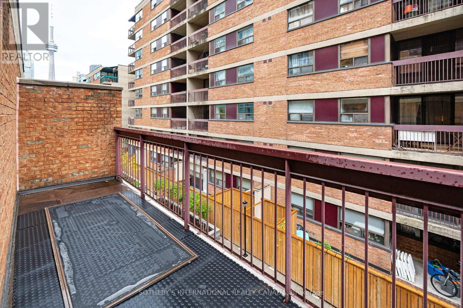 Th03 - 89 Mccaul Street, Toronto, Ontario  M5T 2X3 - Photo 27 - C12536676