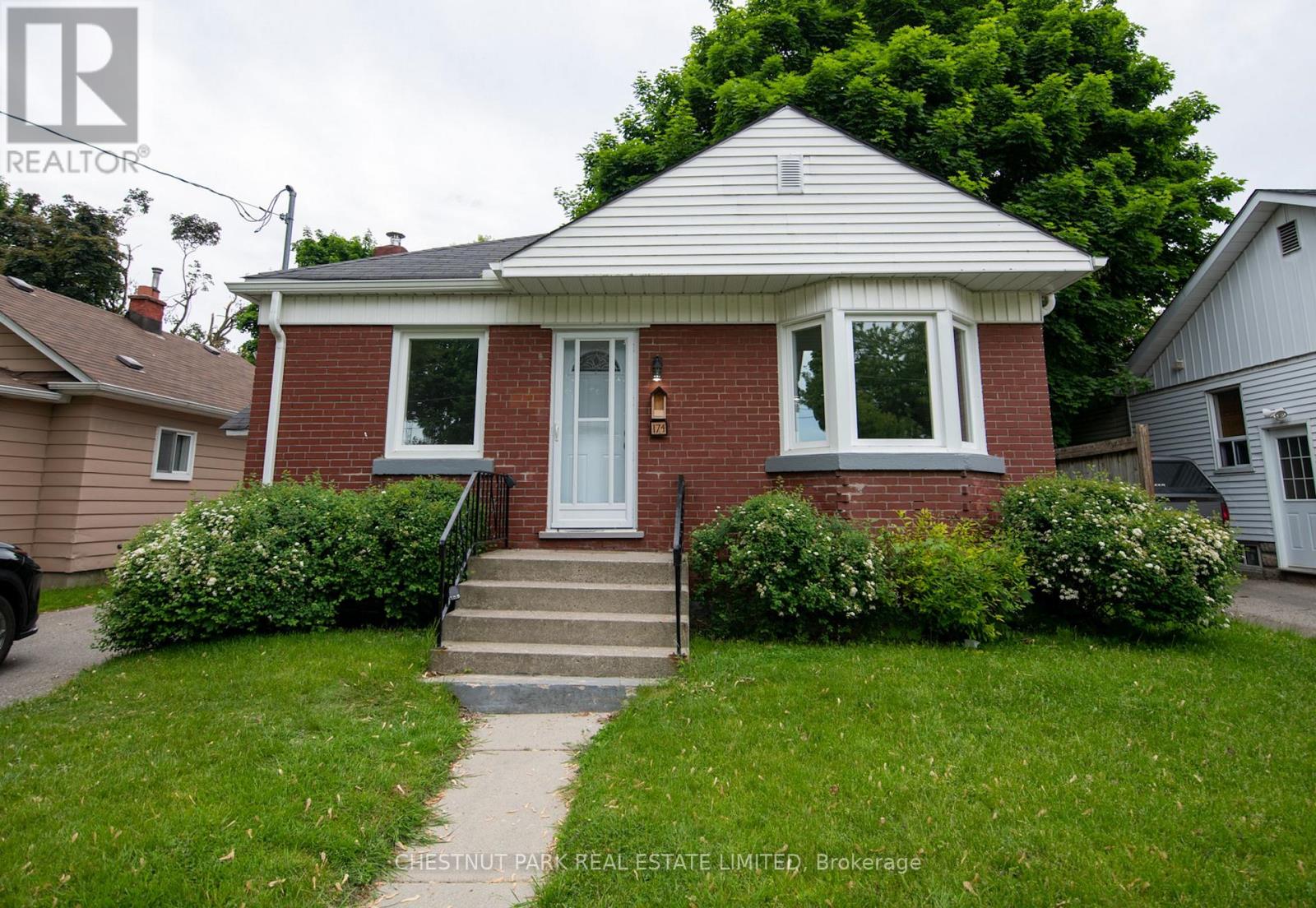 174 GIBBONS STREET, Oshawa, Ontario