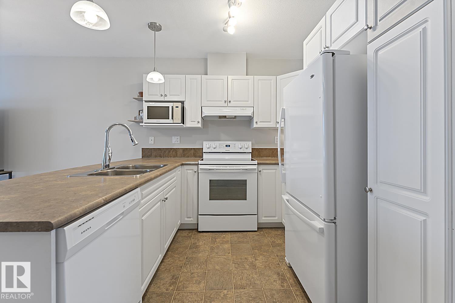 #204 802 12 St, Cold Lake, Alberta  T9M 0A7 - Photo 3 - E4465470