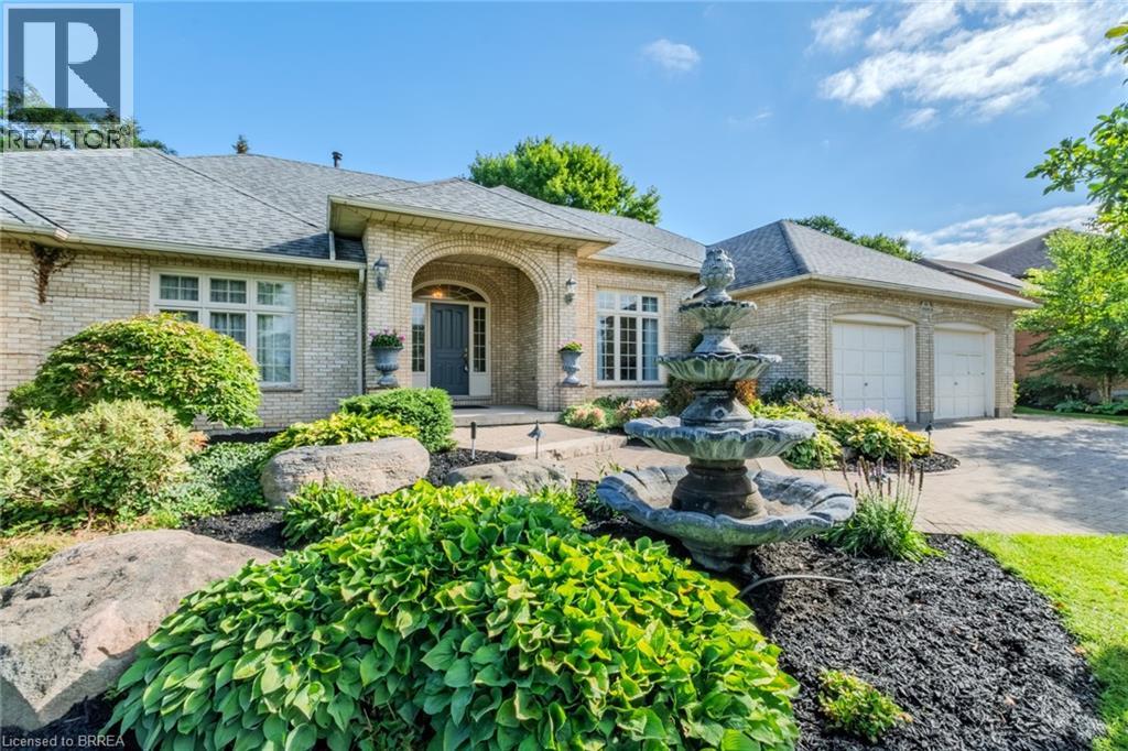 56 ST. ANDREWS Drive, Brantford, Ontario