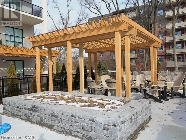 111 - 1200 Commissioners Road W, London South, Ontario  N6K 0J7 - Photo 3 - X12537928