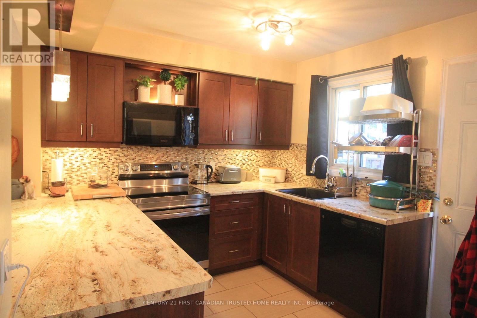 27 - 1430 Jalna Boulevard, London South, Ontario N6E 3C1 - Photo 5 - X12537988