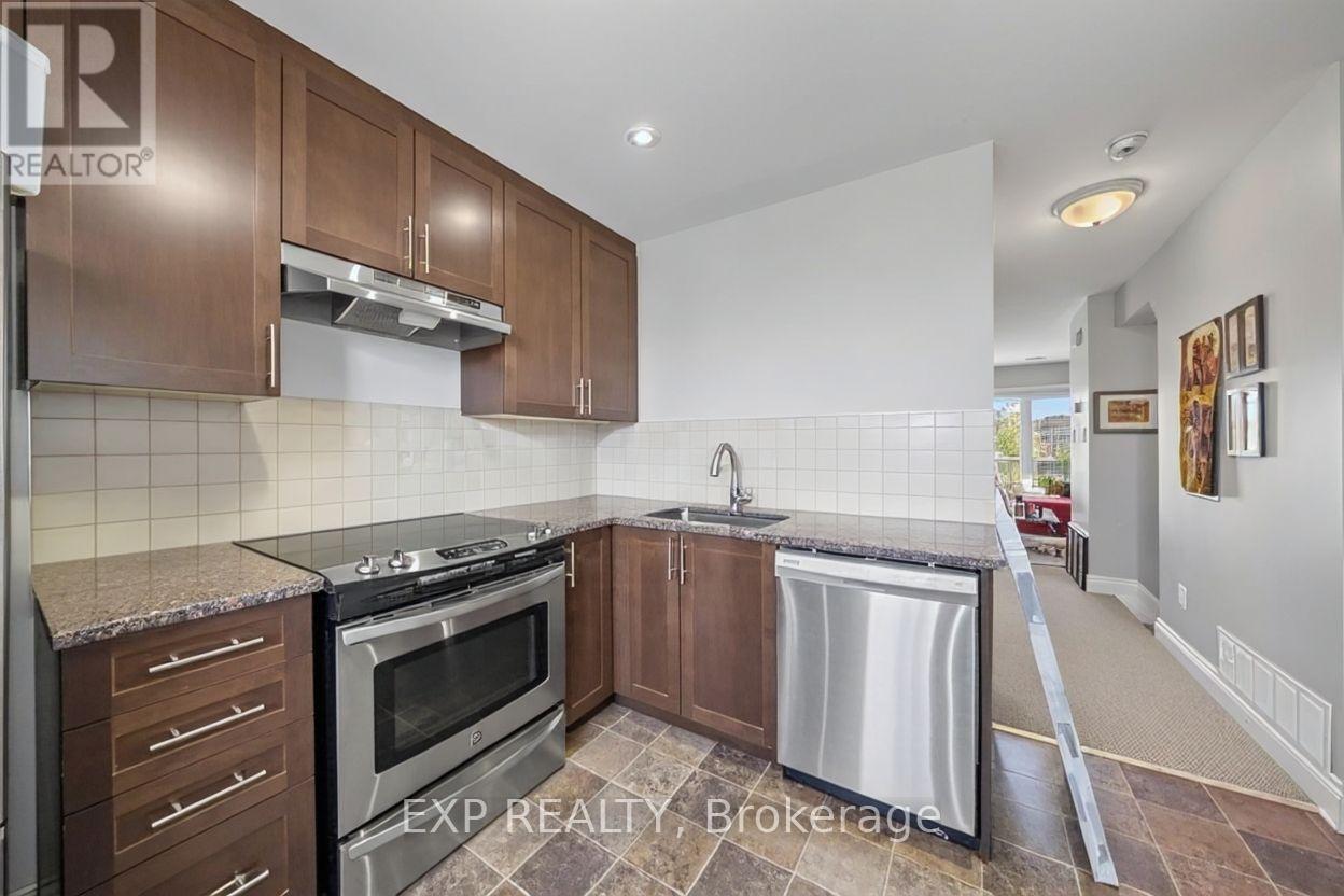 290 Espin Heights, Ottawa, Ontario K2J 0Y8 - Photo 4 - X12537908
