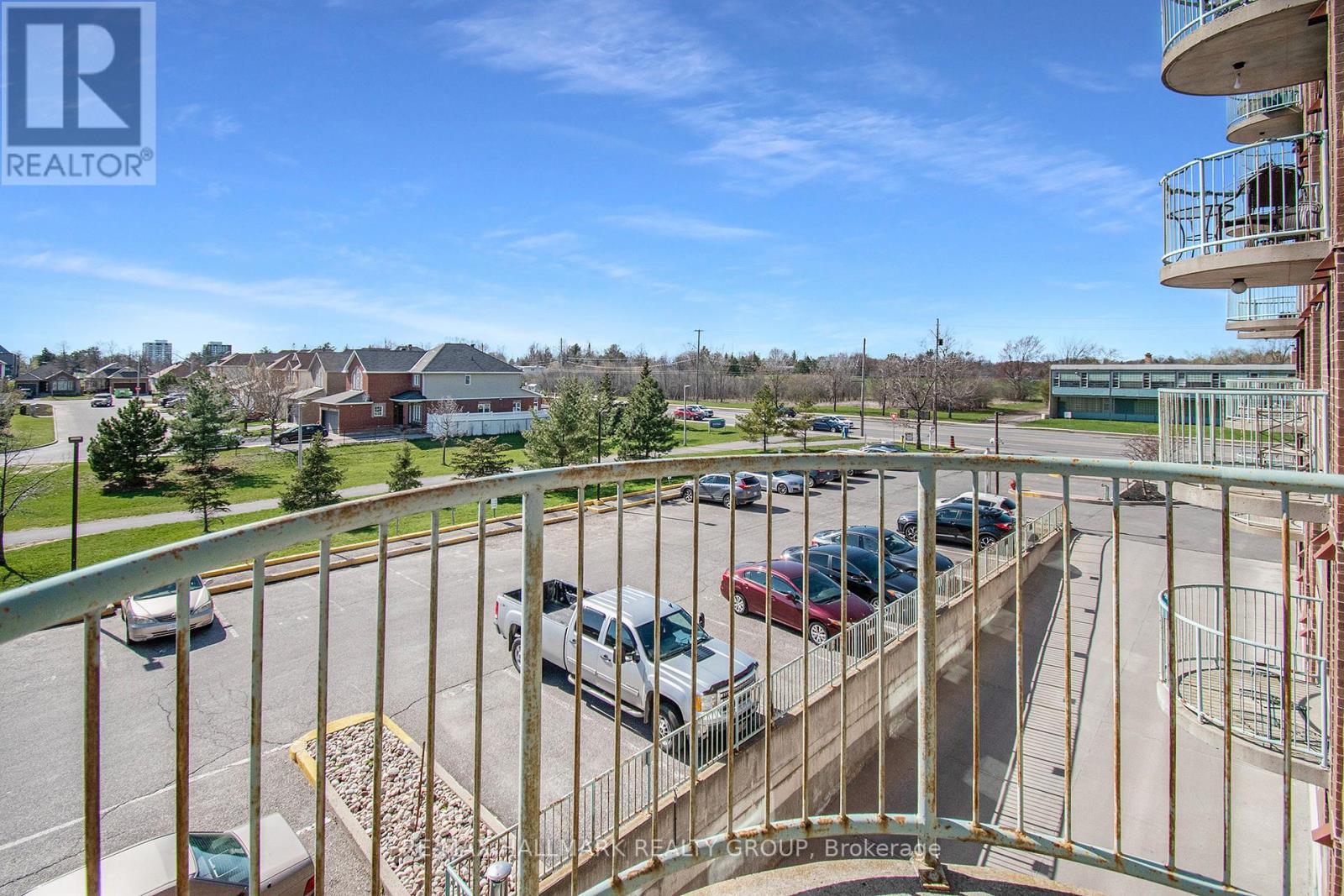 304 - 1440 Heron Road, Ottawa, Ontario  K1V 0X2 - Photo 4 - X12537924