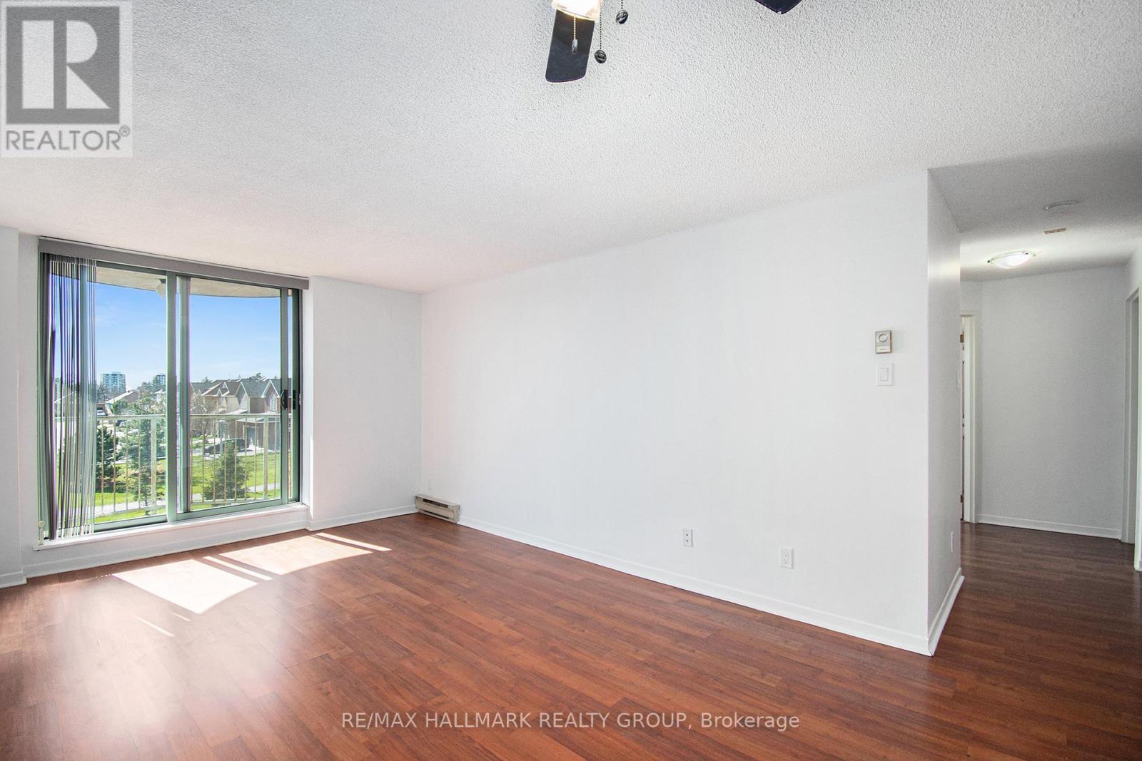 304 - 1440 Heron Road, Ottawa, Ontario  K1V 0X2 - Photo 9 - X12537924