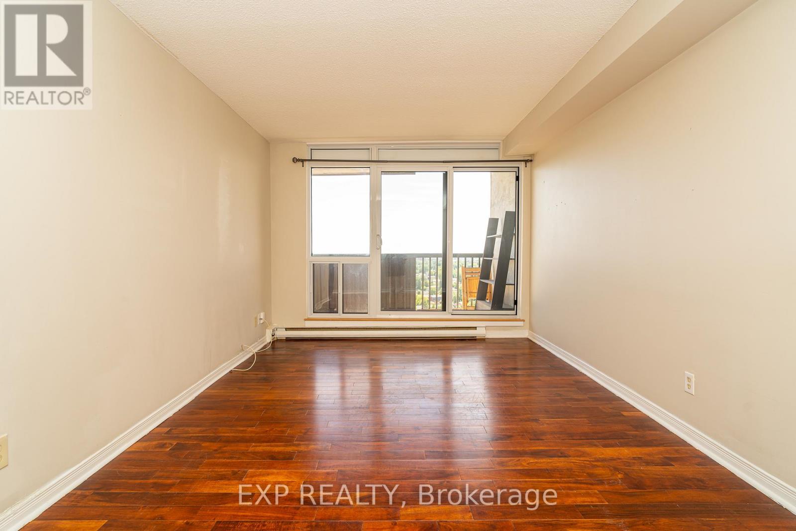 2107 - 900 Dynes Road, Ottawa, Ontario  K2C 3L6 - Photo 11 - X12537926