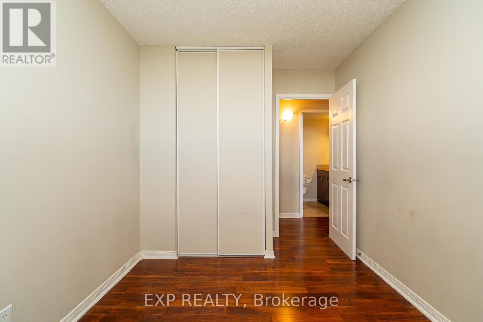 2107 - 900 Dynes Road, Ottawa, Ontario  K2C 3L6 - Photo 15 - X12537926