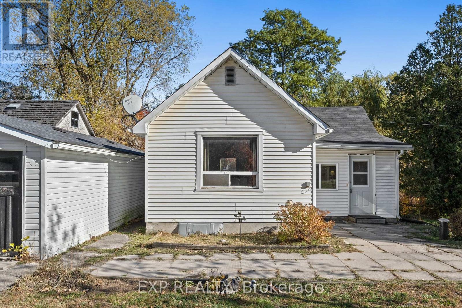 2720 Porter Road, North Grenville, Ontario  K0G 1T0 - Photo 3 - X12538074