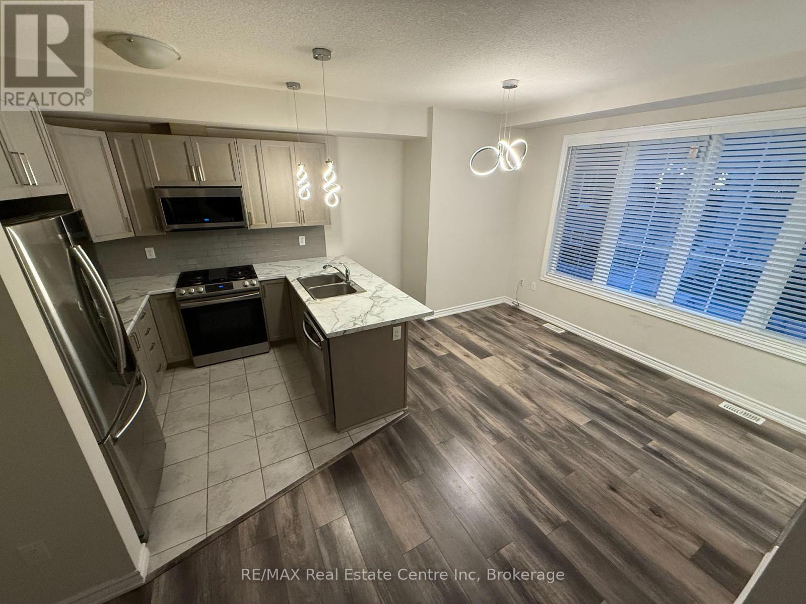 108 - 445 Ontario Street S, Milton, Ontario  L9T 9K4 - Photo 7 - W12537986