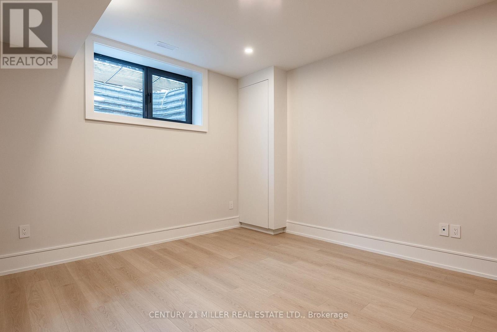 414 Belvenia Road, Burlington, Ontario  L7L 2G6 - Photo 39 - W12537828