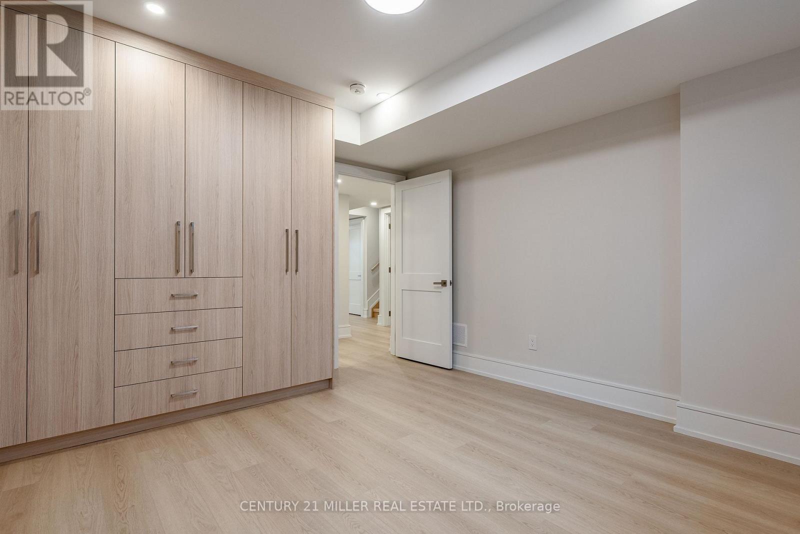 414 Belvenia Road, Burlington, Ontario  L7L 2G6 - Photo 40 - W12537828