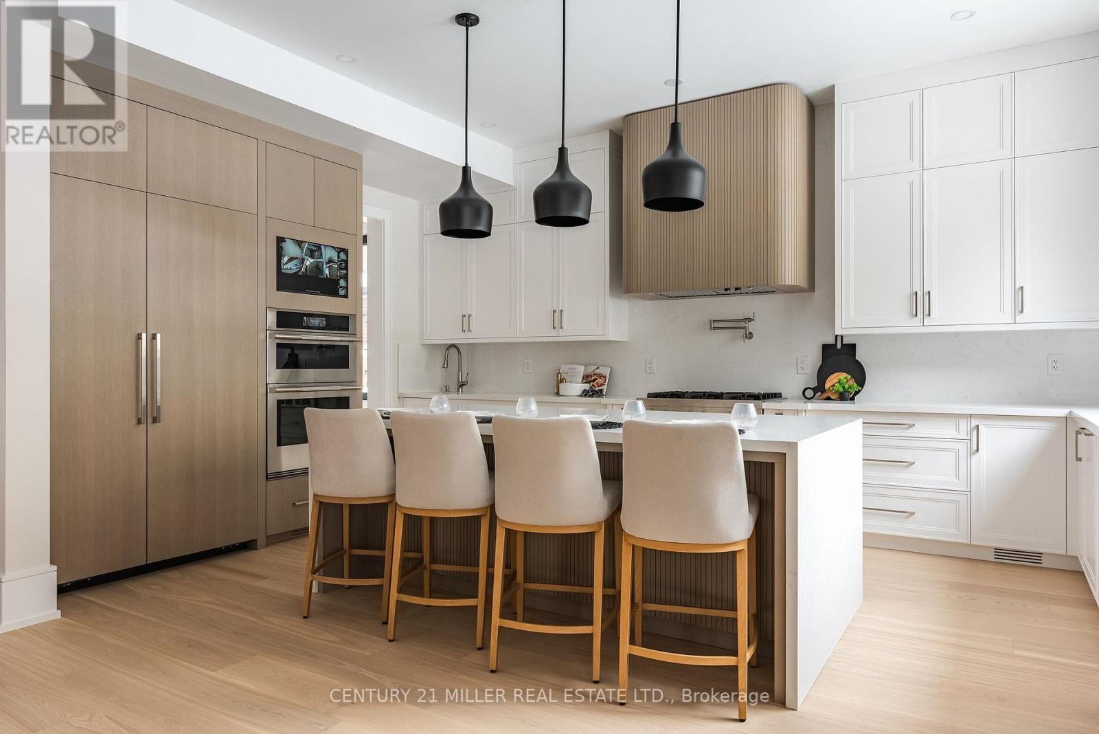 414 Belvenia Road, Burlington, Ontario  L7L 2G6 - Photo 8 - W12537828