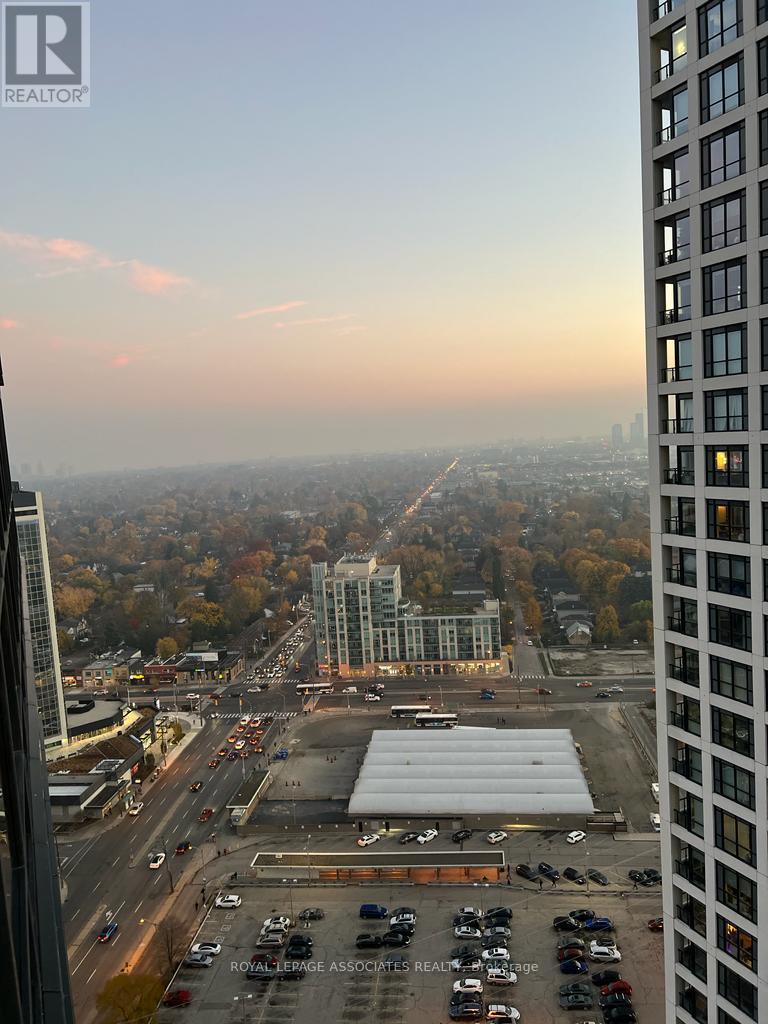 5 Mabelle Avenue, Toronto, Ontario  M9A 0C8 - Photo 2 - W12537866