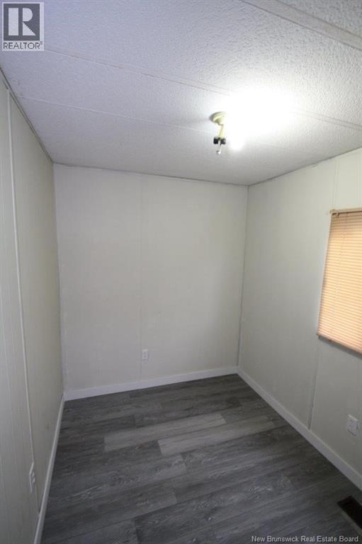 22 Greystone Court, Fredericton, New Brunswick  E3B 6R5 - Photo 11 - NB130003