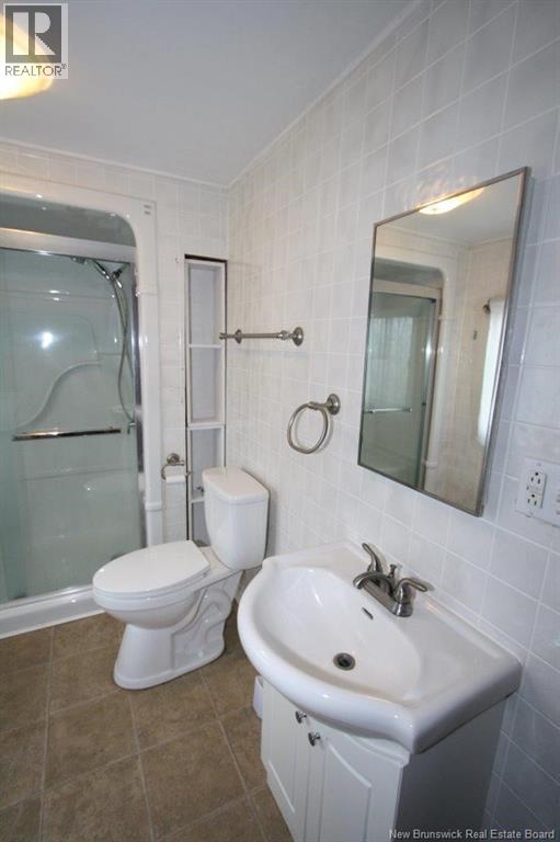 22 Greystone Court, Fredericton, New Brunswick  E3B 6R5 - Photo 7 - NB130003