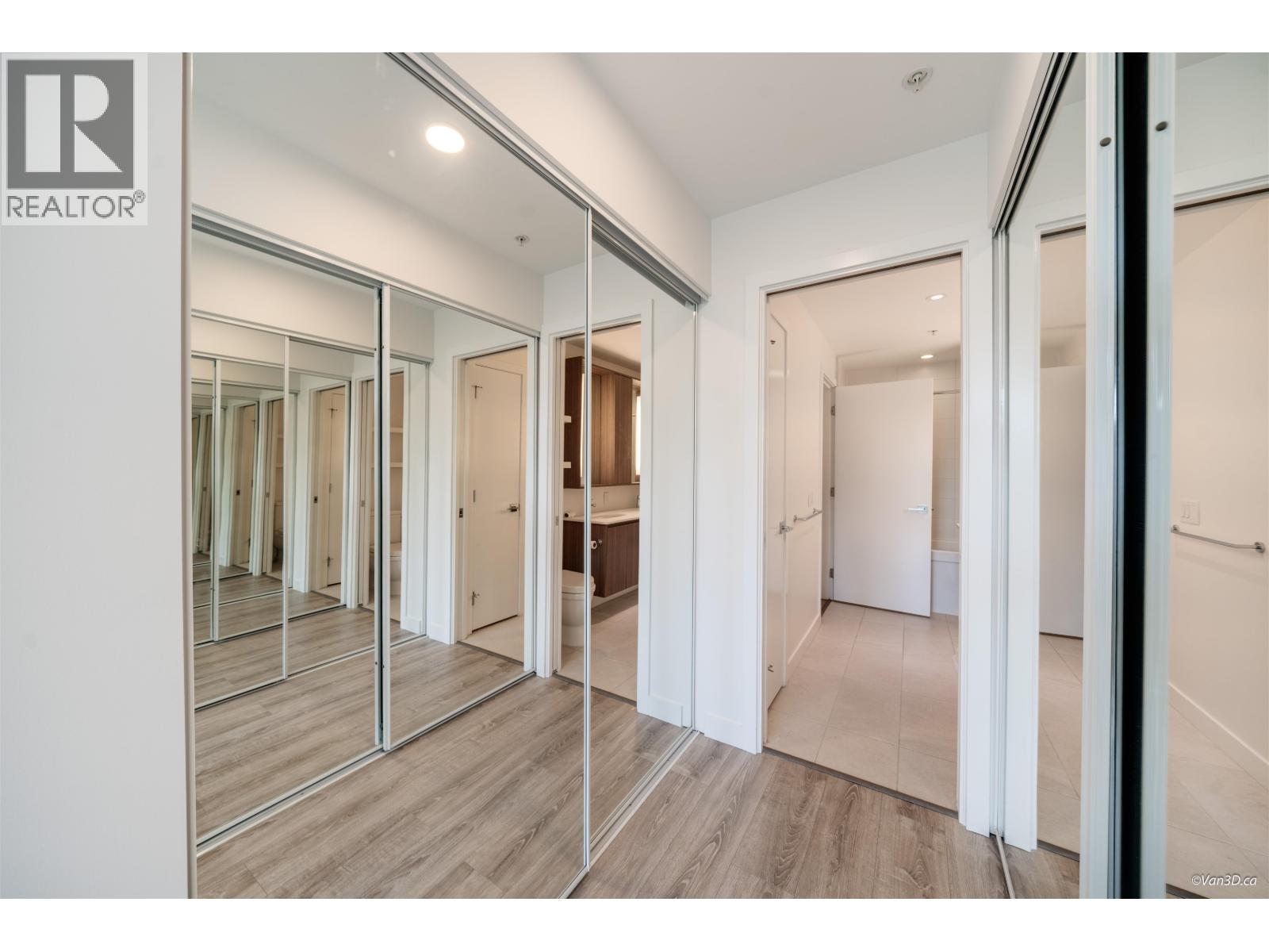 318 516 Foster Avenue, Coquitlam, British Columbia V6Y 0A6 - Photo 15 - R3066625