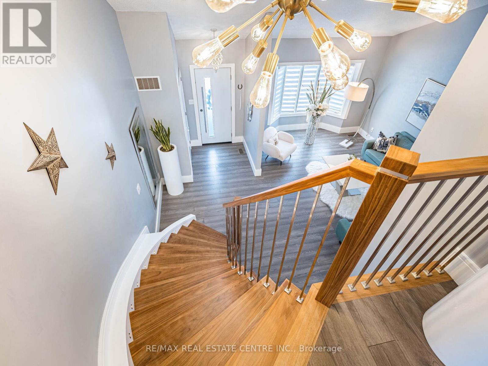 114 Parkwood Crescent, Hamilton, Ontario  L8V 4Z7 - Photo 24 - X12537806