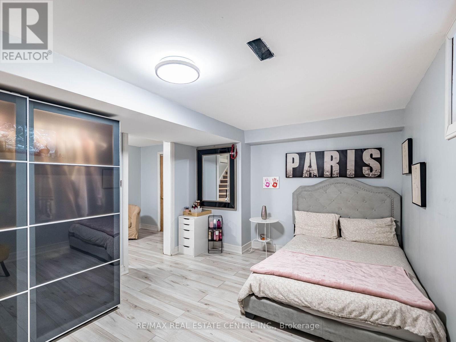 114 Parkwood Crescent, Hamilton, Ontario  L8V 4Z7 - Photo 37 - X12537806