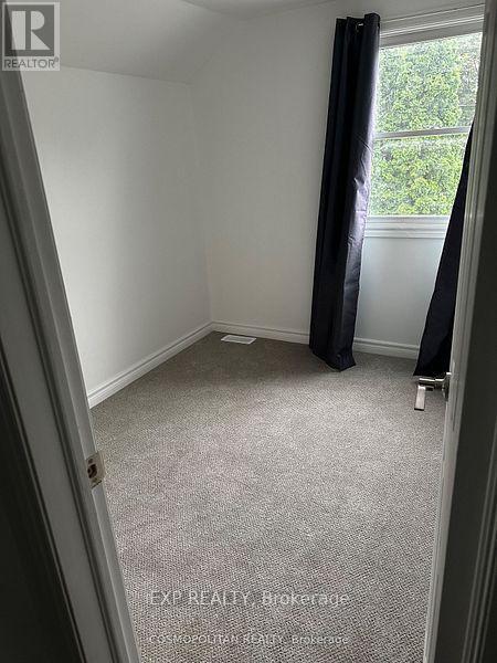 6564 Level Avenue, Niagara Falls, Ontario  L2G 4B7 - Photo 8 - X12537822