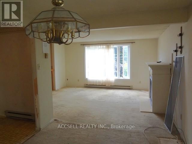 Property at 554 FOUNTAIN STREET S image 5