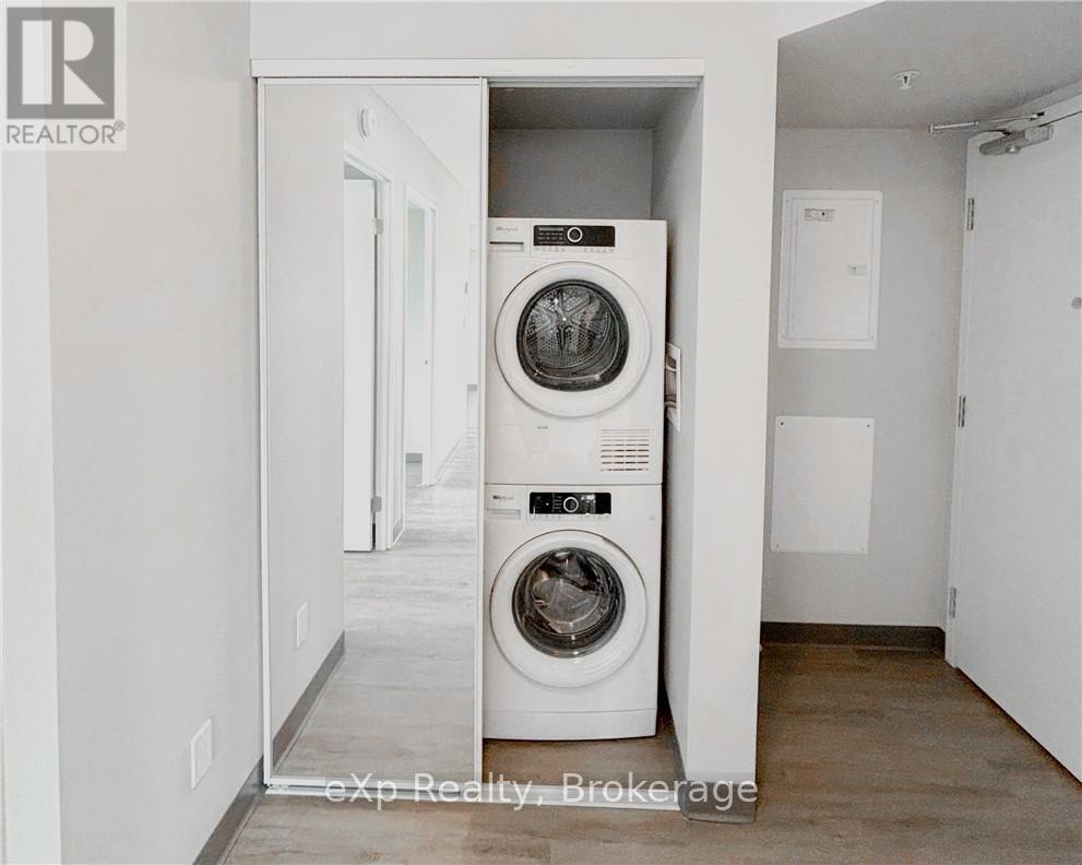 809 - 595 Strasburg Road, Kitchener, Ontario  N2E 4J1 - Photo 5 - X12538068