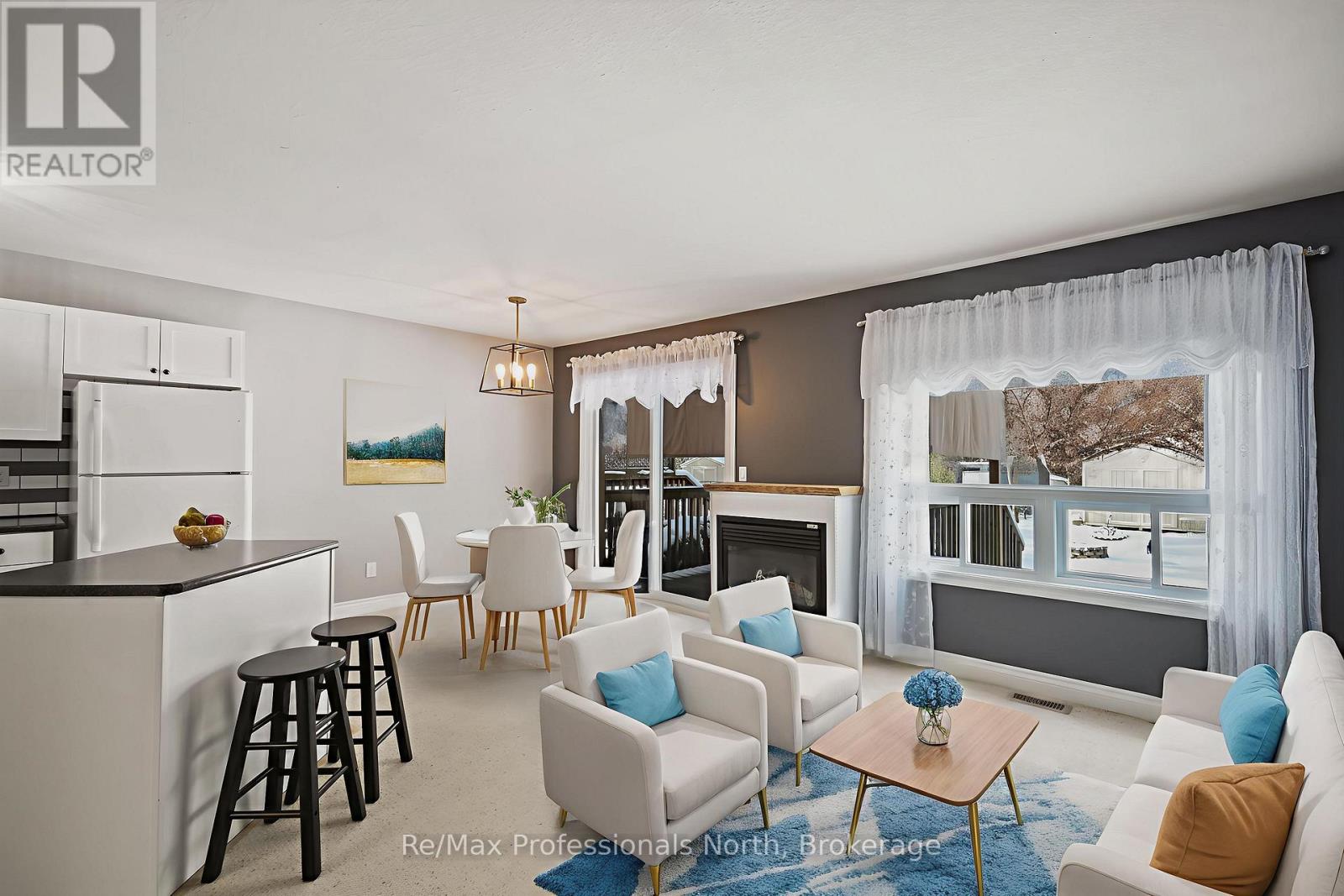 151 Pine Street, Bracebridge, Ontario  P1L 2H8 - Photo 4 - X12538134