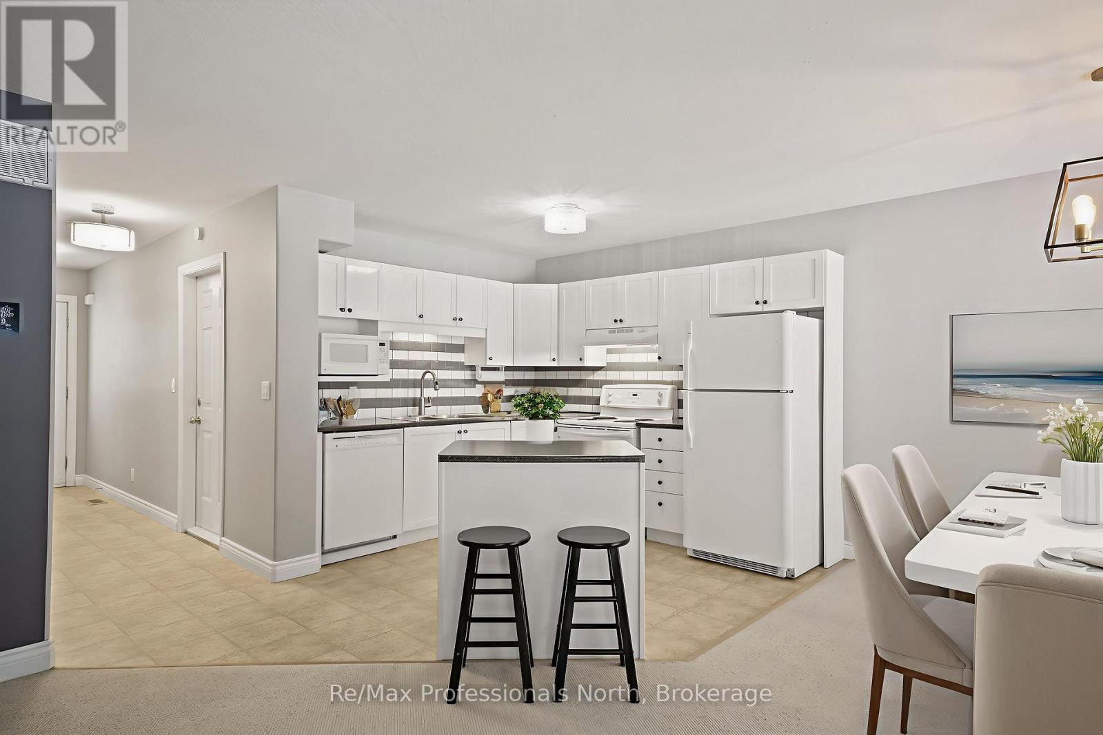 151 Pine Street, Bracebridge, Ontario  P1L 2H8 - Photo 6 - X12538134