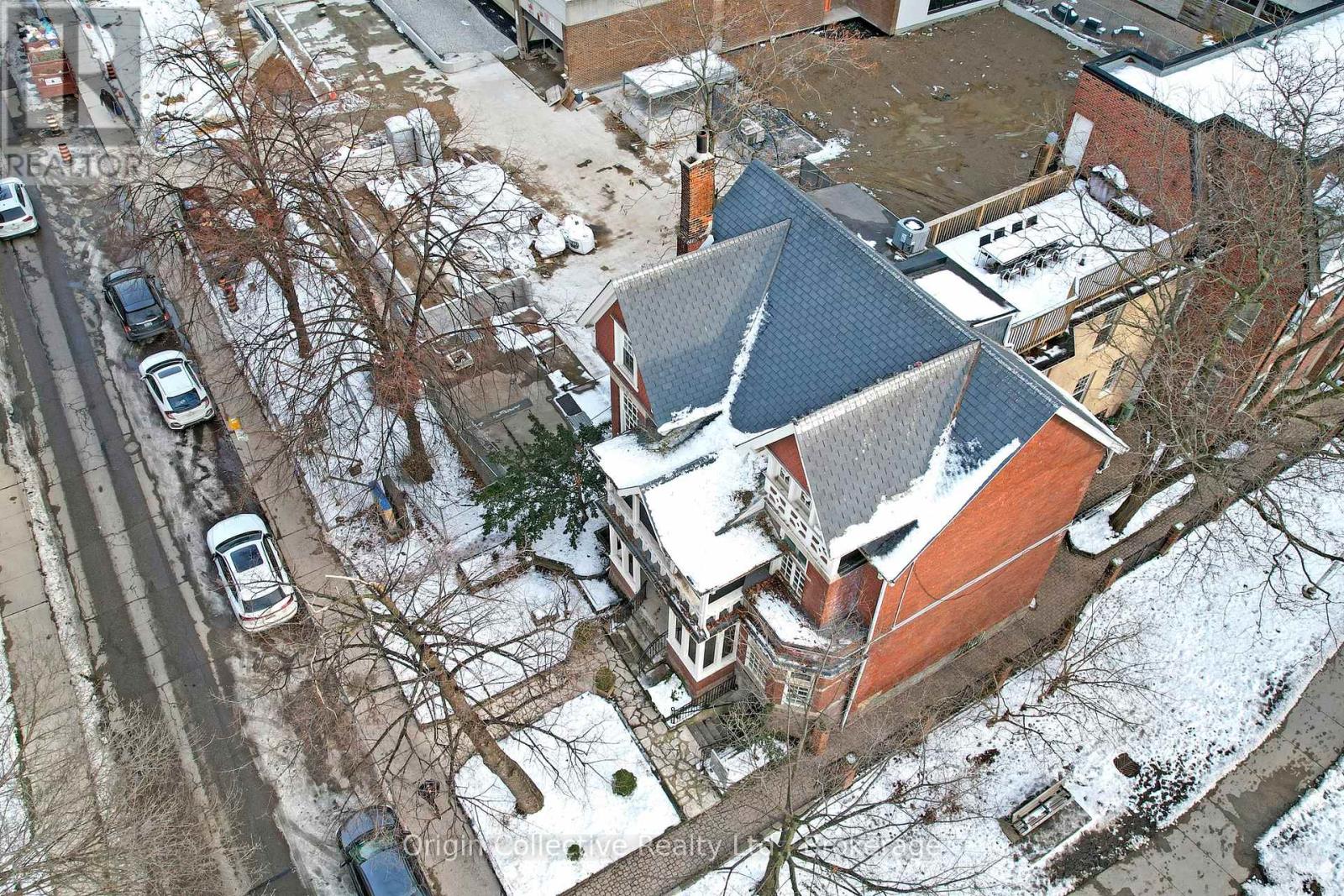 1 - 17 Isabella Street, Toronto, Ontario M4Y 1M7 - Photo 3 - C12387630