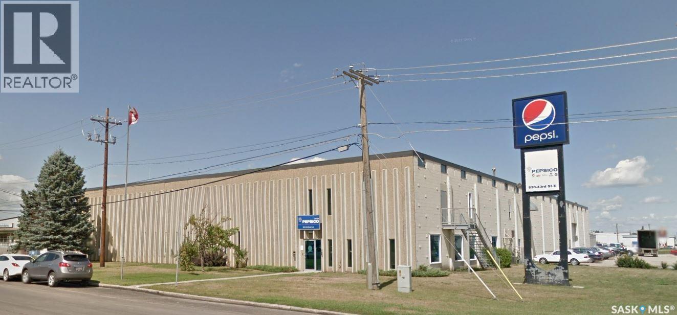 830 43rd Street E, Saskatoon, Saskatchewan  S7K 3V1 - Photo 2 - SK023899