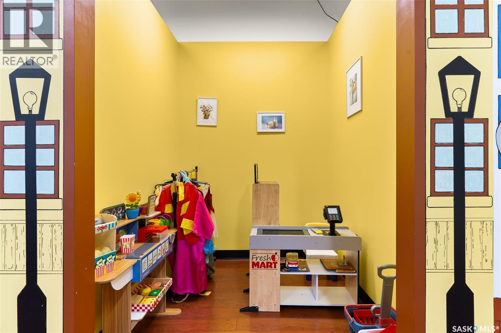 192 University Park Drive, Regina, Saskatchewan  S4V 1A3 - Photo 13 - SK023839