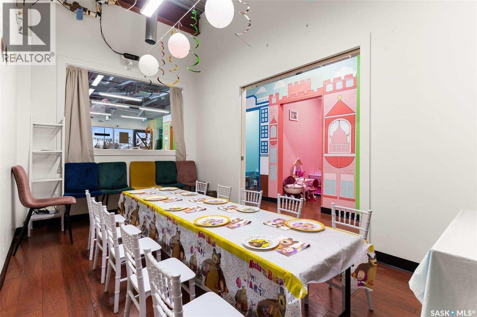 192 University Park Drive, Regina, Saskatchewan  S4V 1A3 - Photo 19 - SK023839