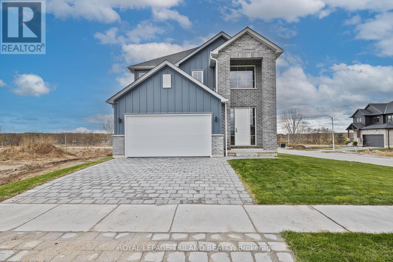 39 Allister Drive, Middlesex Centre, Ontario  N0L 1R0 - Photo 2 - X12442953